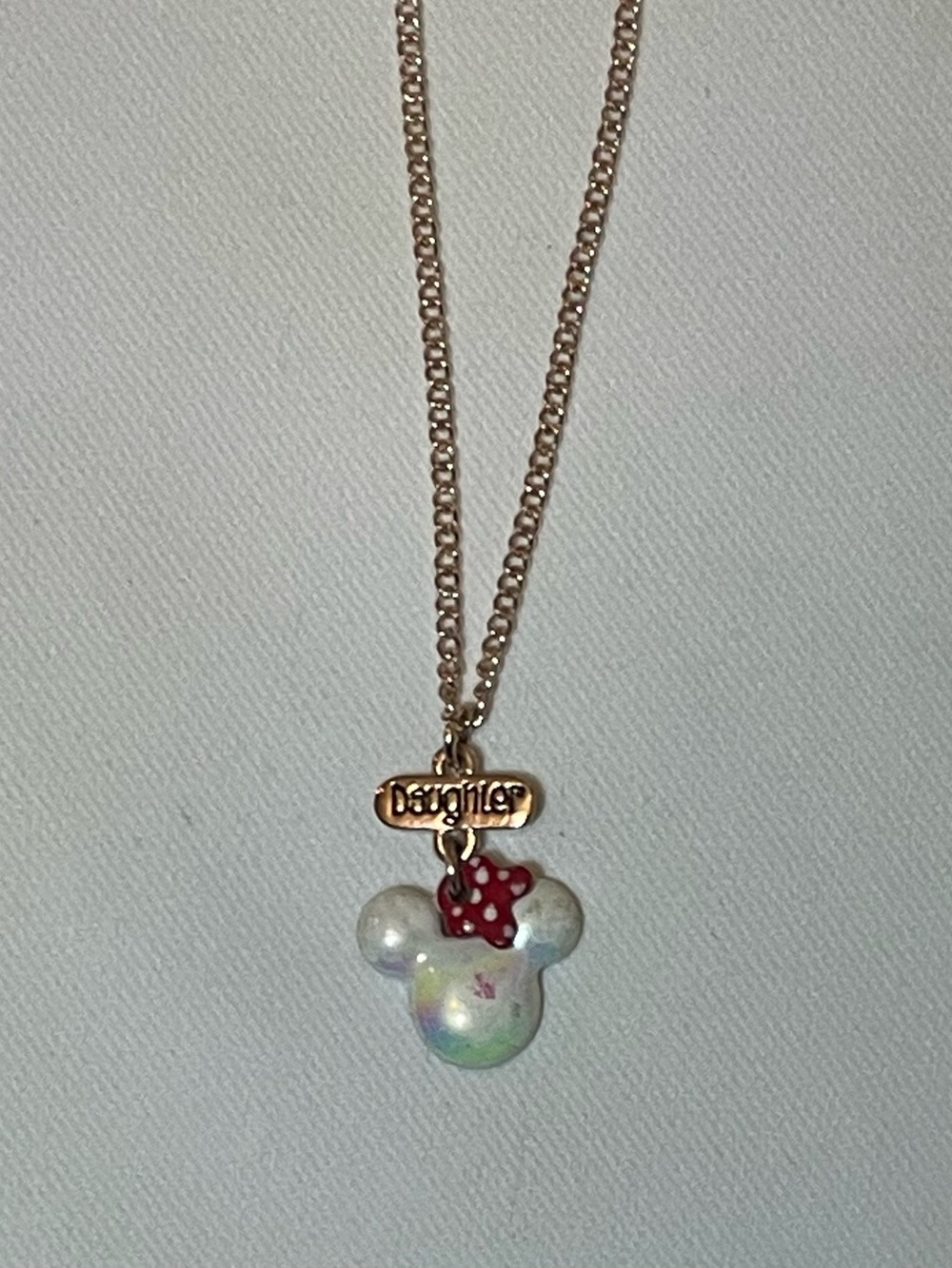 Disney Parks Minnie Mouse Daughter Charm Necklace Gold Tone Iridescent Pearl Red